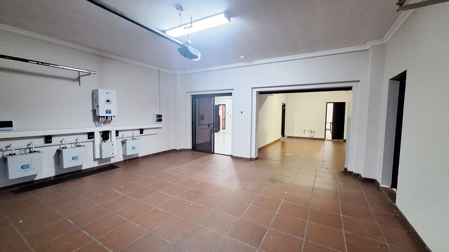 To Let 4 Bedroom Property for Rent in Jim Fouchepark Free State